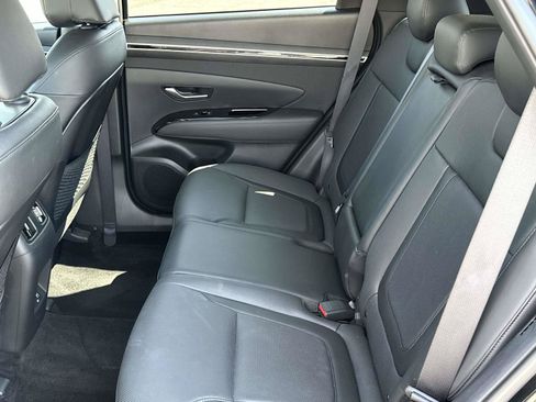 Certified 2024 Hyundai Tucson Limited AWD/4WD image 12