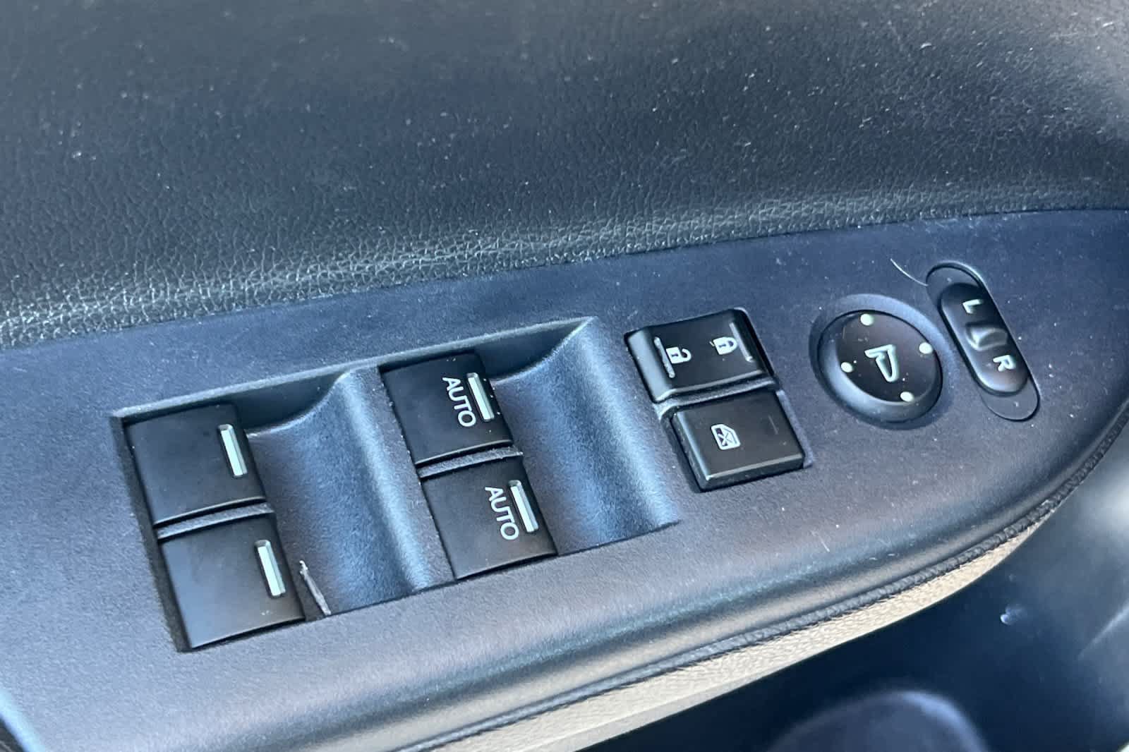 Used 2017 Honda Accord EX-L image 13
