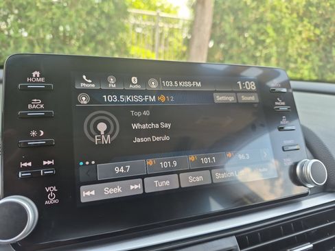 Used 2019 Honda Accord EX-L image 19