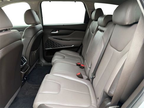 Used 2019 Hyundai Santa Fe FWD image 11