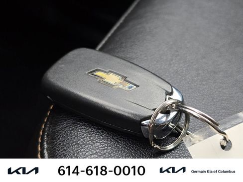 Used 2020 Chevrolet Traverse LT w/ LT Premium Package AWD/4WD image 34