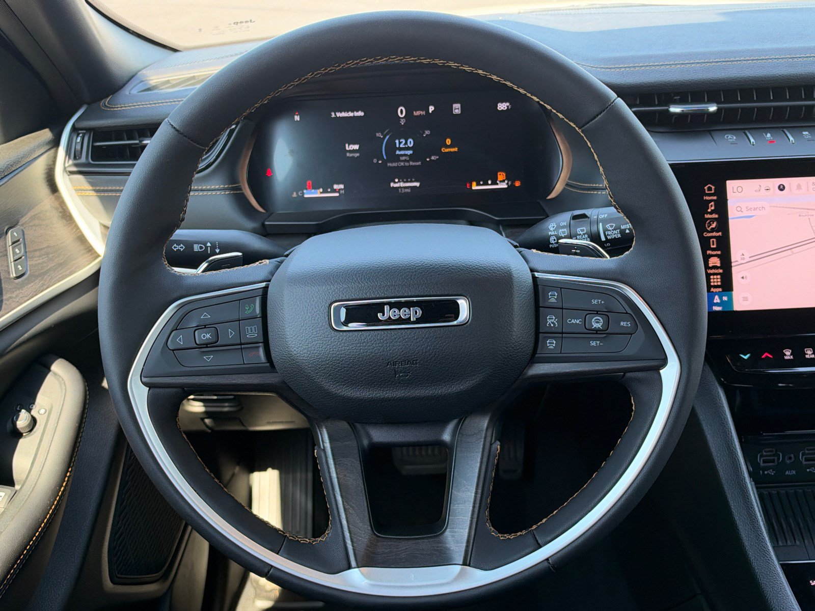 New 2026 Jeep Grand Cherokee Limited AWD/4WD image 26