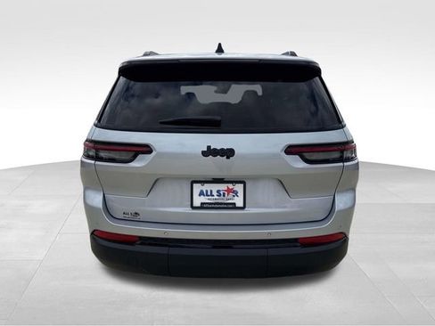 New 2025 Jeep Grand Cherokee L Altitude RWD image 7