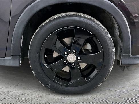 Used 2017 Honda HR-V EX image 33