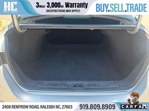 Used 2021 Nissan Sentra SV FWD image 17