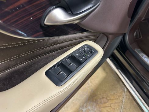 Used 2020 Lexus LS 500 w/ Interior Upgrade Package image 12