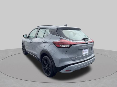 Used 2023 Nissan Kicks SR w/ SR Premium Package FWD image 29
