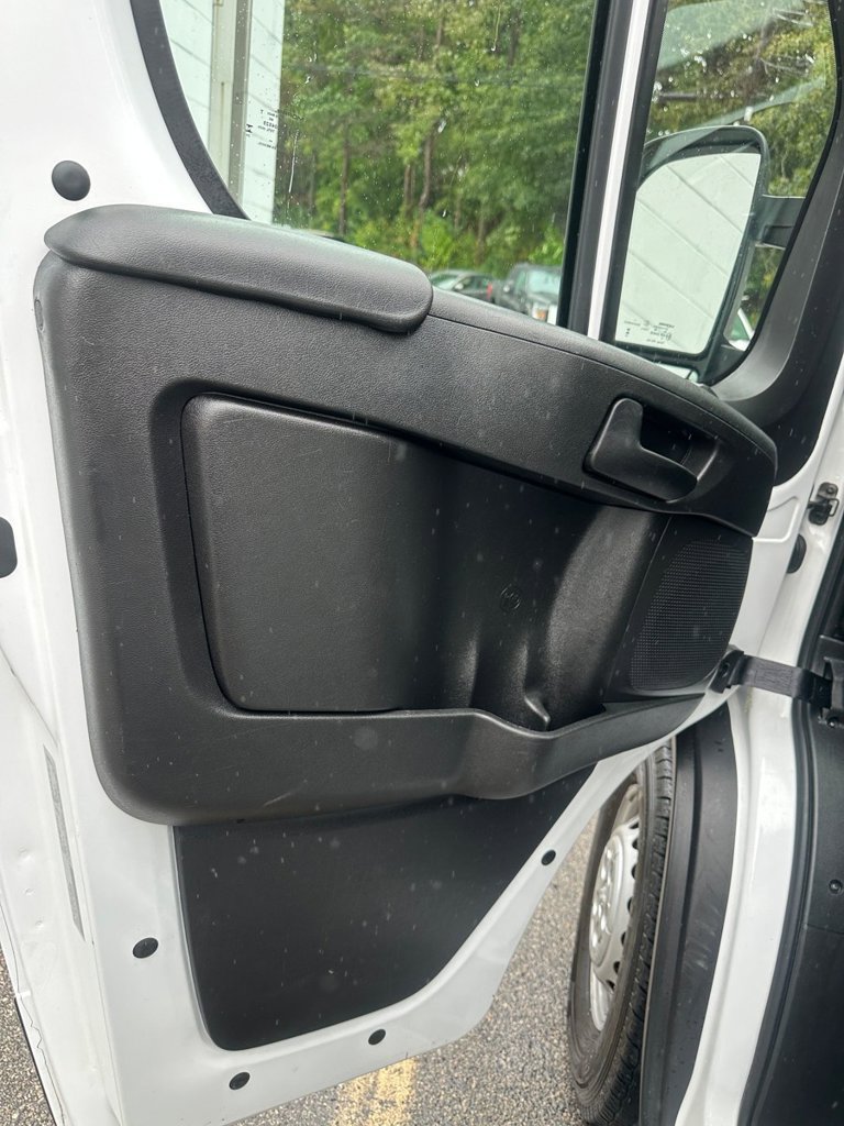 Used 2025 RAM ProMaster 2500 w/ U-Haul Equipment Group FWD image 7
