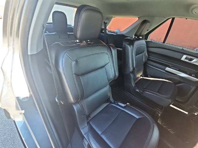 Used 2022 Ford Explorer Limited AWD/4WD image 19