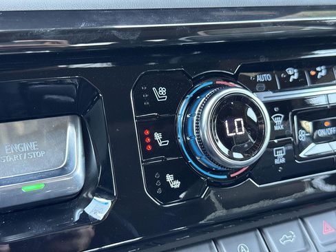 New 2026 GMC Sierra 1500 AT4X w/ LPO, Black Badging Package AWD/4WD image 17