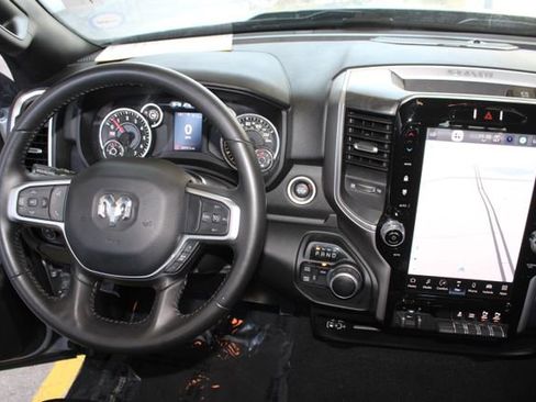 Used 2024 RAM 2500 Big Horn w/ Sport Appearance Package image 25