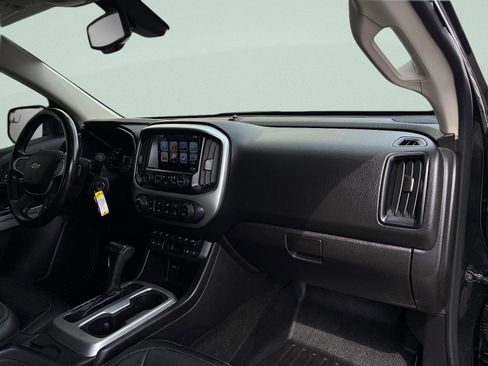 Used 2018 Chevrolet Colorado ZR2 w/ ZR2 Midnight Special Edition AWD/4WD image 34