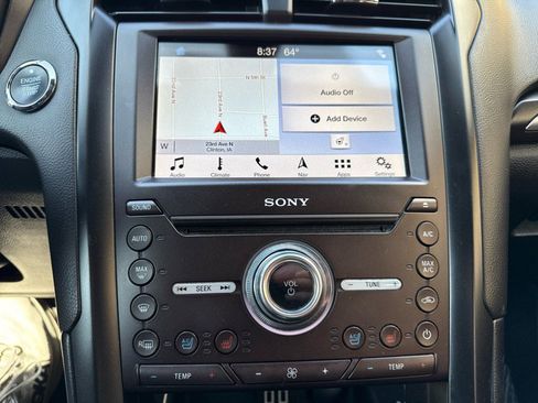 Used 2019 Ford Fusion Titanium image 9