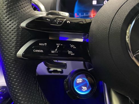 Certified 2025 Mercedes-Benz SL 43 AMG image 8