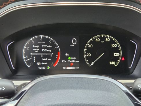 Used 2025 Honda Pilot TrailSport image 23