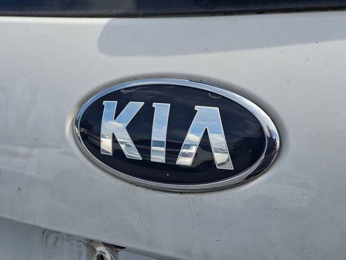 Used 2019 Kia Sorento AWD V6 image 25