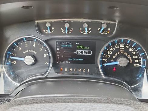 Used 2012 Ford F150 Lariat w/ Lariat Chrome Pkg image 12