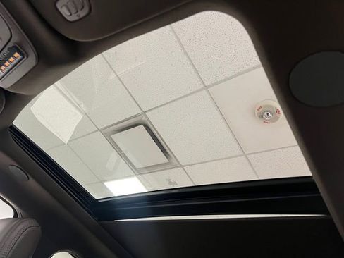 Used 2025 Ford F350 King Ranch w/ FX4 Off-Road Package image 41