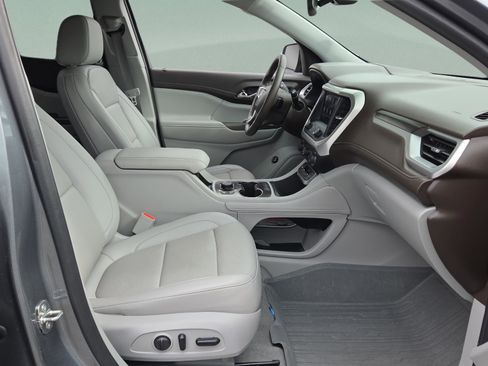 Used 2022 GMC Acadia SLT w/ Technology Package image 23