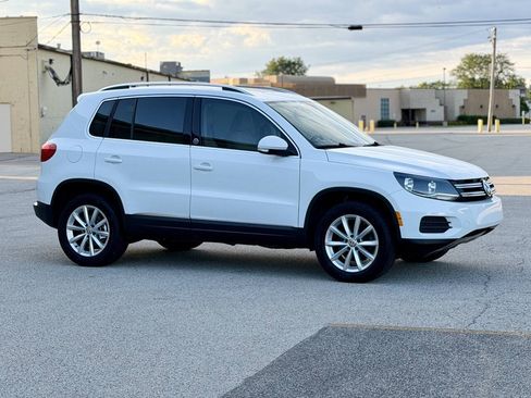 Used 2017 Volkswagen Tiguan Wolfsburg Edition FWD image 4