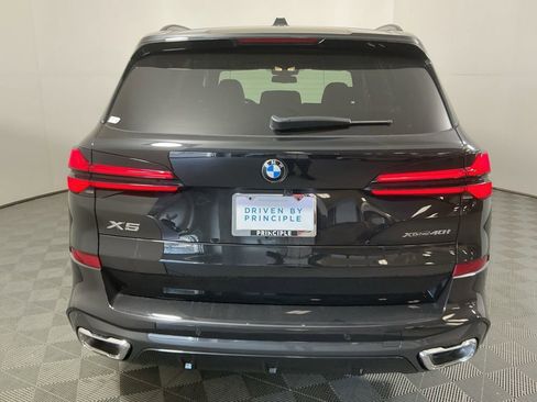 New 2026 BMW X5 xDrive40i w/ M Sport Package image 5