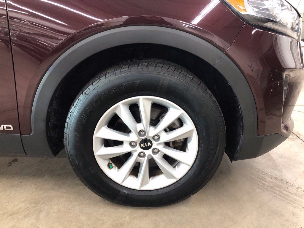 Used 2019 Kia Sorento AWD image 25
