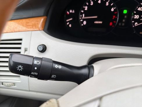 Used 2006 Toyota Avalon Limited image 20