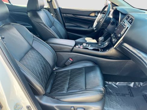 Used 2023 Nissan Maxima Platinum w/ Sport Mat Group FWD image 30