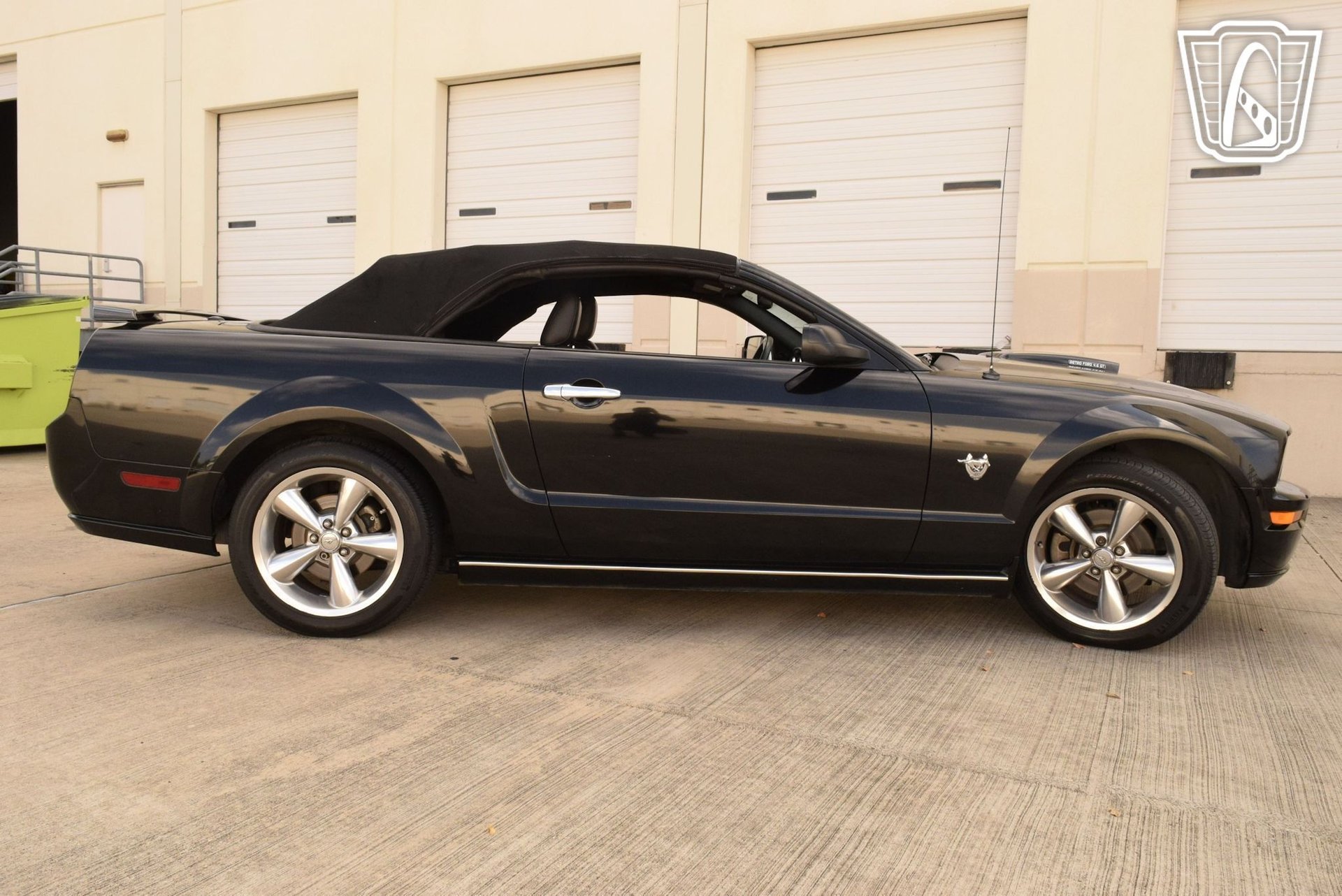 Used 2009 Ford Mustang GT RWD image 27