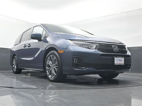 Used 2026 Honda Odyssey Touring image 13
