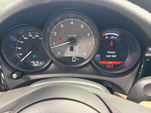 Certified 2026 Porsche Macan S AWD/4WD image 38
