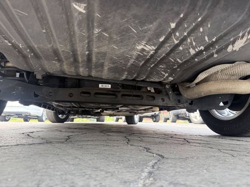 Used 2019 Dodge Grand Caravan SE FWD image 33