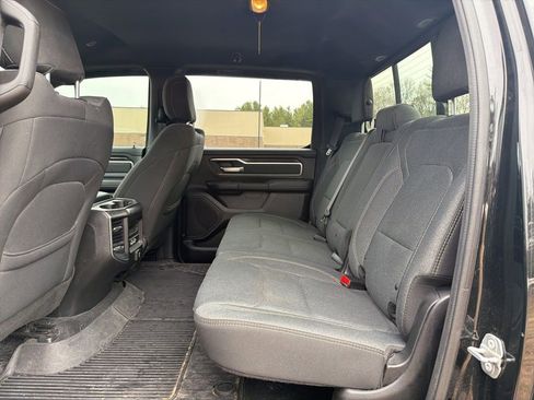 Used 2019 RAM 1500 Big Horn AWD/4WD image 10