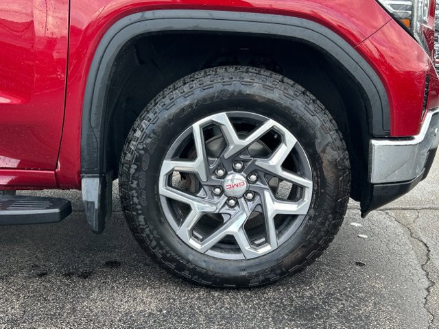 Used 2023 GMC Sierra 1500 SLT w/ SLT Premium Plus Package AWD/4WD image 10