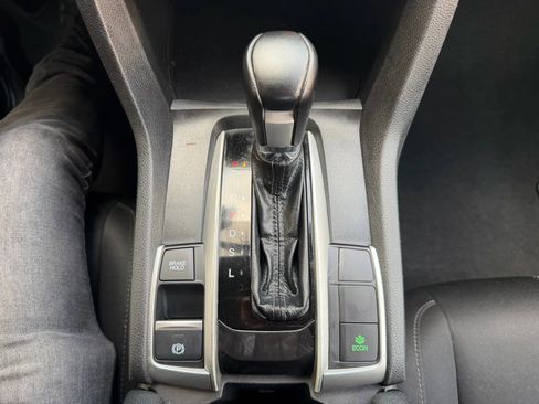 Used 2019 Honda Civic EX image 21