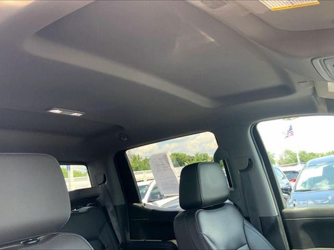 Used 2021 Chevrolet Silverado 1500 LTZ AWD/4WD image 27