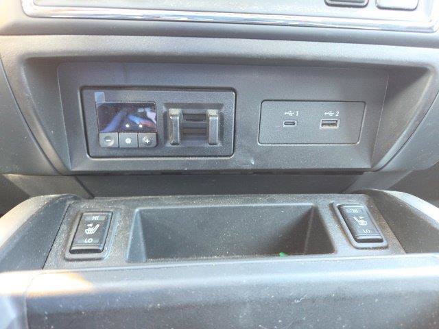 Used 2024 Nissan Titan SV w/ SV Convenience Package RWD image 36