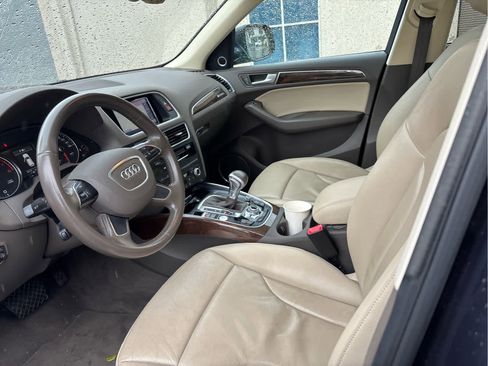 Used 2017 Audi Q5 2.0T Premium Plus w/ Technology Package image 5