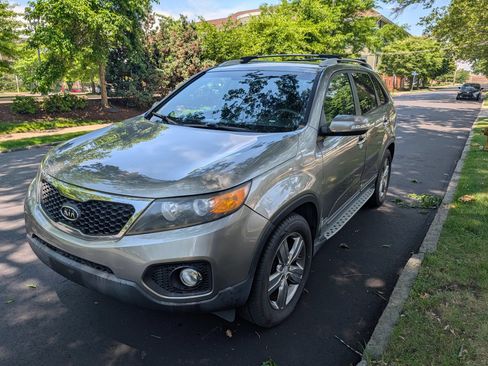 Used 2013 Kia Sorento EX AWD/4WD image 8