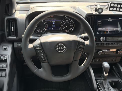 Used 2026 Nissan Frontier SV w/ SV Convenience Package AWD/4WD image 25