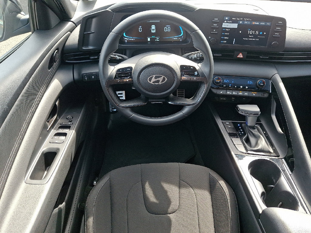 Used 2026 Hyundai Elantra SEL Sport Premium FWD image 12