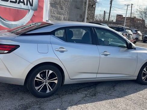 Used 2022 Nissan Sentra SV w/ Trunk Package image 4