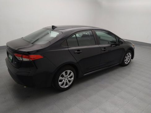 Used 2022 Toyota Corolla LE image 10