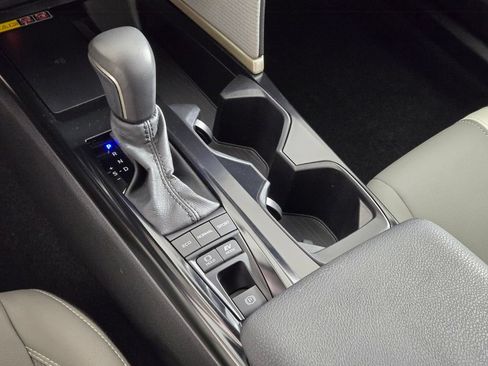 Used 2025 Toyota Camry SE w/ Multimedia Upgrade Package FWD image 34