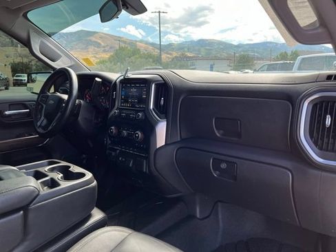 Used 2021 Chevrolet Silverado 1500 LT w/ Convenience Package II AWD/4WD image 21