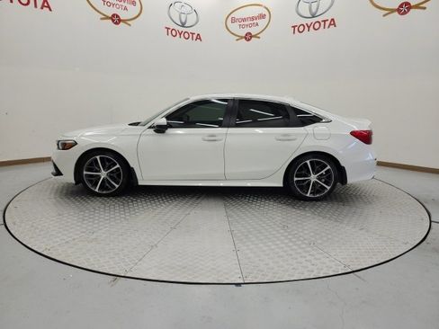 Used 2024 Honda Civic Touring image 5