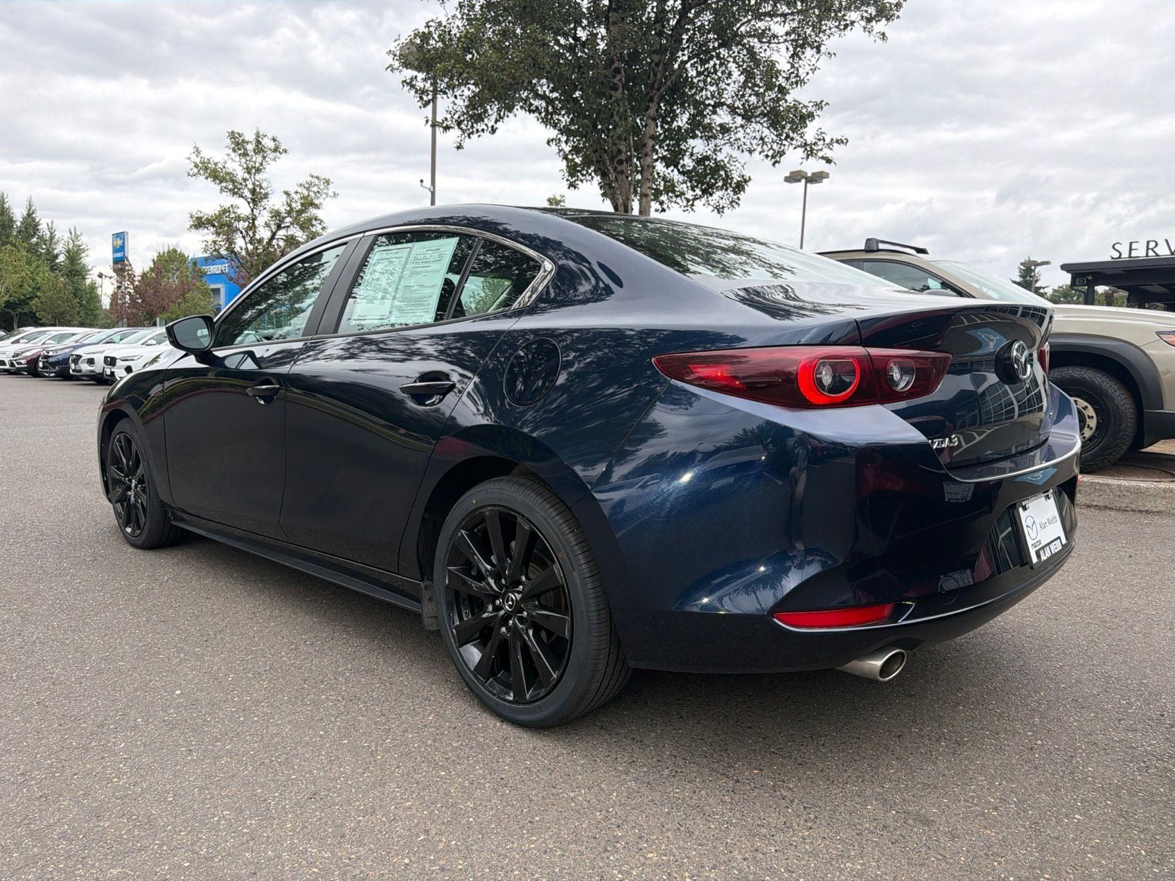 Used 2024 MAZDA MAZDA3 s FWD image 2