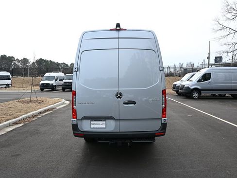 Used 2026 Mercedes-Benz Sprinter 3500 image 27