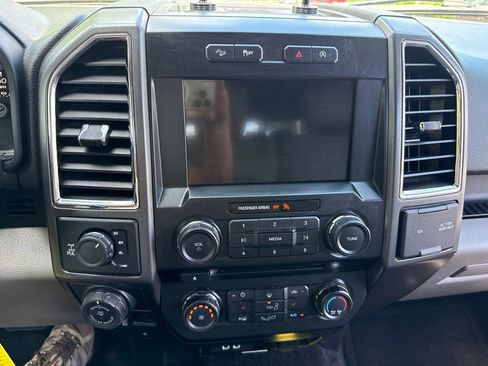 Used 2017 Ford F150 XLT w/ Equipment Group 302A Luxury AWD/4WD image 11