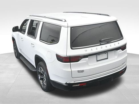 Used 2023 Jeep Wagoneer Series III w/ Preferred Equipment Group image 52